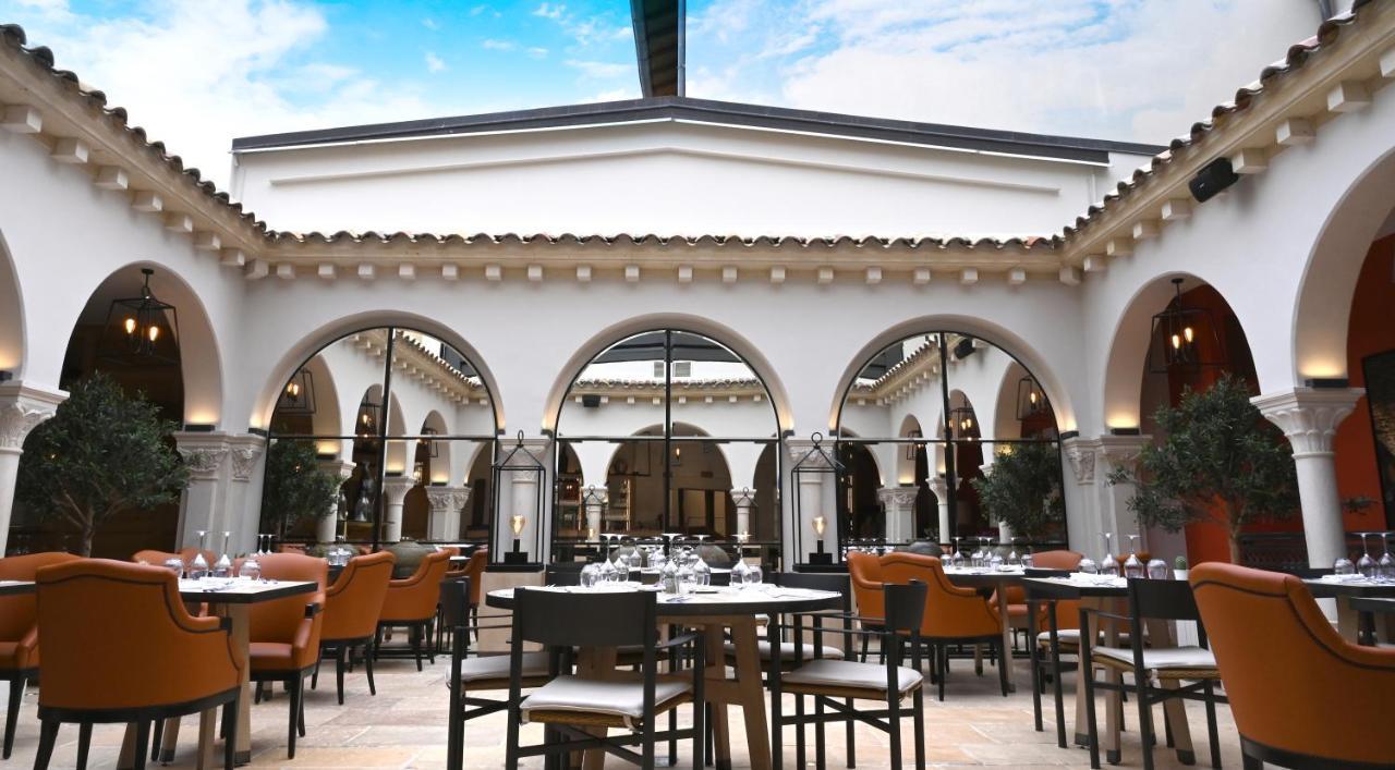 Hotel Le Rempart Турню Экстерьер фото